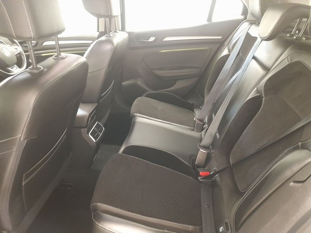 2017 RENAULT MEGANE - Photo 8