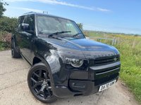 USED 2020 70 LAND ROVER DEFENDER 2.0 SD4 SE SUV 5dr Diesel Auto 4WD Euro 6 (s/s) (240 ps) UPGRADED 22' URBAN ALLOYS + WIRELESS APPLE CARPLAY + BLACK PACK + 10' TOUCHSCREEN DISPLAY WITH PRO NAV + 12-WAY HEATED ELECTRIC MEMORY FRONT SEATS + MERIDIAN SOUND SYSTEM + BLIND SPOT ASSIST + TWO-ZONE CLIMATE CONTROL + COLOURED REVERSING CAMERA WITH 360 DEGREE PARKING AID + DAB RADIO + LANE KEEP ASSIST + CRUISE CONTROL WITH SPEED LIMITER + TRAFFIC SIGN RECOGNITION + FINISHED IN SANTORINI BLACK