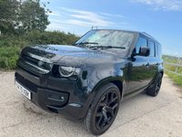 USED 2020 70 LAND ROVER DEFENDER 2.0 SD4 SE SUV 5dr Diesel Auto 4WD Euro 6 (s/s) (240 ps) UPGRADED 22' URBAN ALLOYS + WIRELESS APPLE CARPLAY + BLACK PACK + 10' TOUCHSCREEN DISPLAY WITH PRO NAV + 12-WAY HEATED ELECTRIC MEMORY FRONT SEATS + MERIDIAN SOUND SYSTEM + BLIND SPOT ASSIST + TWO-ZONE CLIMATE CONTROL + COLOURED REVERSING CAMERA WITH 360 DEGREE PARKING AID + DAB RADIO + LANE KEEP ASSIST + CRUISE CONTROL WITH SPEED LIMITER + TRAFFIC SIGN RECOGNITION + FINISHED IN SANTORINI BLACK