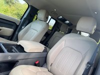 USED 2020 70 LAND ROVER DEFENDER 2.0 SD4 SE SUV 5dr Diesel Auto 4WD Euro 6 (s/s) (240 ps) UPGRADED 22' URBAN ALLOYS + WIRELESS APPLE CARPLAY + BLACK PACK + 10' TOUCHSCREEN DISPLAY WITH PRO NAV + 12-WAY HEATED ELECTRIC MEMORY FRONT SEATS + MERIDIAN SOUND SYSTEM + BLIND SPOT ASSIST + TWO-ZONE CLIMATE CONTROL + COLOURED REVERSING CAMERA WITH 360 DEGREE PARKING AID + DAB RADIO + LANE KEEP ASSIST + CRUISE CONTROL WITH SPEED LIMITER + TRAFFIC SIGN RECOGNITION + FINISHED IN SANTORINI BLACK