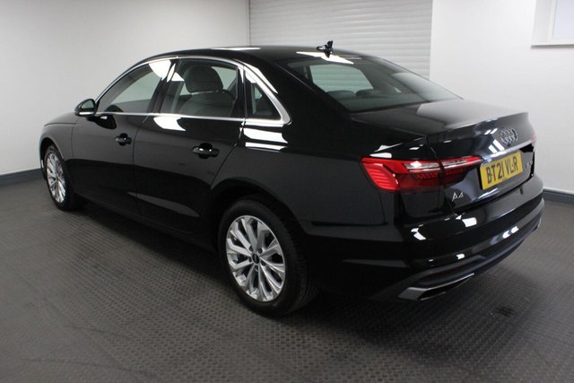 2021 AUDI A4 - Photo 4