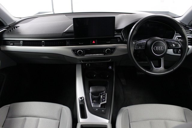 2021 AUDI A4 - Photo 11