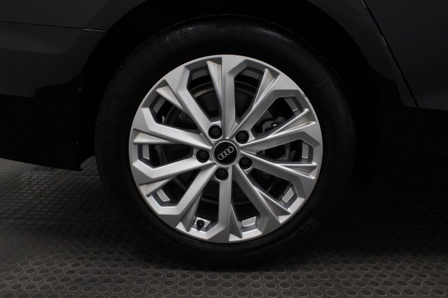 2021 AUDI A4 - Photo 7