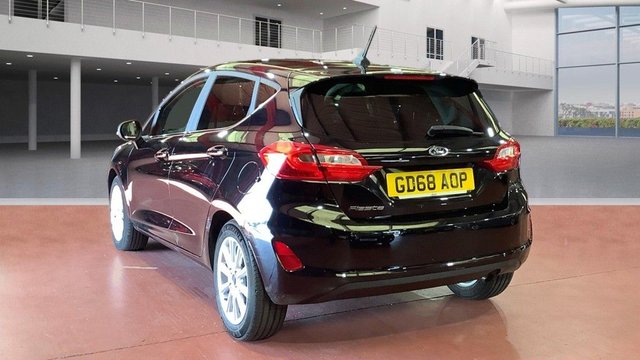 2019 FORD FIESTA - Photo 3