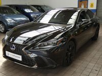 USED 2022 22 LEXUS ES 2.5 300h F Sport Saloon 4dr Petrol Hybrid E-CVT Euro 6 (s/s) (218 ps) STUNNING EXAMPLE GENUINE LOW MILES SAT NAV LEATHER HEATED SEATS HEATED STEERING WHEEL SUNROOF REAR VIEW CAMERA CRUISE CONTROL PARKING SENSORS 1 OWNER LEXUS SERVICE HISTORY LEXUS WARRANTY TILL MAY 2032