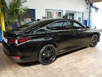 USED 2022 22 LEXUS ES 2.5 300h F Sport Saloon 4dr Petrol Hybrid E-CVT Euro 6 (s/s) (218 ps) STUNNING EXAMPLE GENUINE LOW MILES SAT NAV LEATHER HEATED SEATS HEATED STEERING WHEEL SUNROOF REAR VIEW CAMERA CRUISE CONTROL PARKING SENSORS 1 OWNER LEXUS SERVICE HISTORY LEXUS WARRANTY TILL MAY 2032
