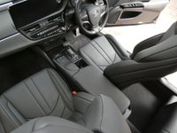 USED 2022 22 LEXUS ES 2.5 300h F Sport Saloon 4dr Petrol Hybrid E-CVT Euro 6 (s/s) (218 ps) STUNNING EXAMPLE GENUINE LOW MILES SAT NAV LEATHER HEATED SEATS HEATED STEERING WHEEL SUNROOF REAR VIEW CAMERA CRUISE CONTROL PARKING SENSORS 1 OWNER LEXUS SERVICE HISTORY LEXUS WARRANTY TILL MAY 2032