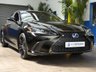 USED 2022 22 LEXUS ES 2.5 300h F Sport Saloon 4dr Petrol Hybrid E-CVT Euro 6 (s/s) (218 ps) STUNNING EXAMPLE GENUINE LOW MILES SAT NAV LEATHER HEATED SEATS HEATED STEERING WHEEL SUNROOF REAR VIEW CAMERA CRUISE CONTROL PARKING SENSORS 1 OWNER LEXUS SERVICE HISTORY LEXUS WARRANTY TILL MAY 2032