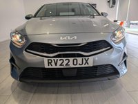 USED 2022 22 KIA CEED 1.5 T-GDi 3 Hatchback 5dr Petrol Manual Euro 6 (s/s) (158 bhp) Rear Cam Sat Nav