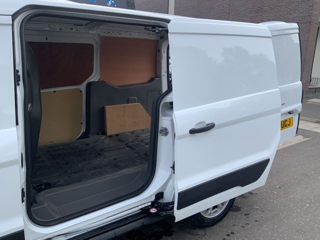2021 Ford Transit Connect 1.5L Trend 5dr - Photo 11