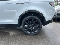 USED 2018 18 LAND ROVER DISCOVERY SPORT 2.0 SD4 HSE Black SUV 5dr Diesel Auto 4WD Euro 6 (s/s) (240 ps) A BEAUTIFUL ADDITION TO OUR FORECOURT FINISHED IN EVER POPULAR WHITE PAINT+7 SEATER+DIESEL+AUTOMATIC+SERVICE HISTORY+ULEZ COMPLIANT+PRIVACY GLASS+FULL LEATHER INTERIOR+FULL PANORAMIC GLASS ROOF+SATELLITE NAVIGATION+PARK ASSIST+CLIMATE CONTROL+20 INCH ALLOY WHEELS+COST NEW &pound;45505 MAKING THIS USED VEHICLE AMAZING VALUE AT OUR LOW PRICE+CALL NOW TO ARRANGE A VIEWING+READY TO DRIVE AWAY TODAY!!!!!!!!!!!!!!!!!!!!!!!!!