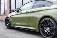 USED 2019 M BMW M4 3.0 BiTurbo GPF Competition Coupe 2dr Petrol DCT Euro 6 (s/s) (450 ps) IND URBAN GREEN / ULTIMATE PK