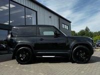 USED 2023 23 LAND ROVER DEFENDER 3.0 D250 MHEV SE Hard Top SUV 3dr Diesel Auto 4WD SWB Euro 6 (s/s) (250 ps) 22"ALLOYS*BLACK PACK*FULL L/R HIST