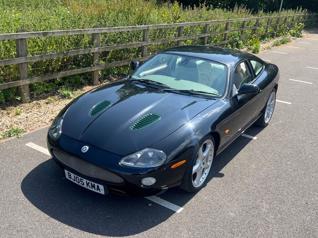 USED 2005 05 JAGUAR XKR 4.2 Coupe // 2dr Automatic (304 g/km, 400 bhp) // px swap 