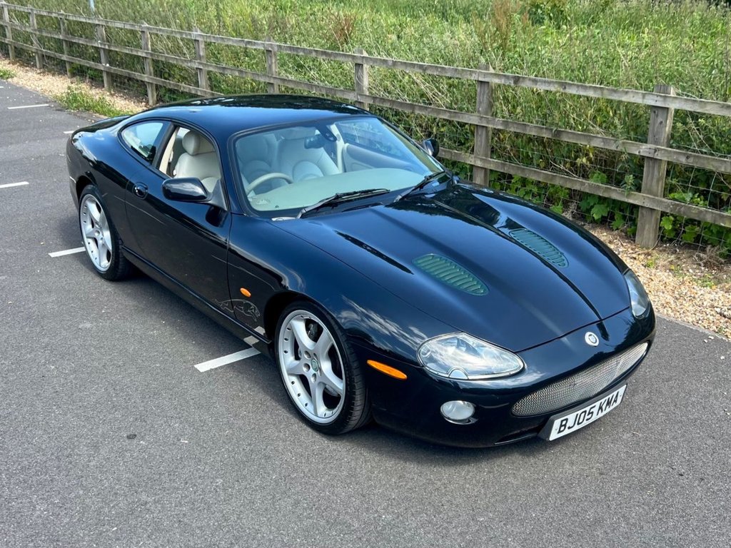 USED 2005 05 JAGUAR XKR 4.2 Coupe // 2dr Automatic (304 g/km, 400 bhp) // px swap 