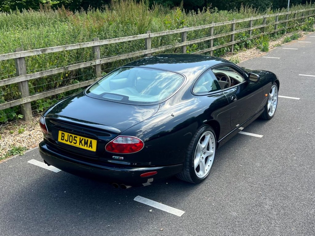 USED 2005 05 JAGUAR XKR 4.2 Coupe // 2dr Automatic (304 g/km, 400 bhp) // px swap 