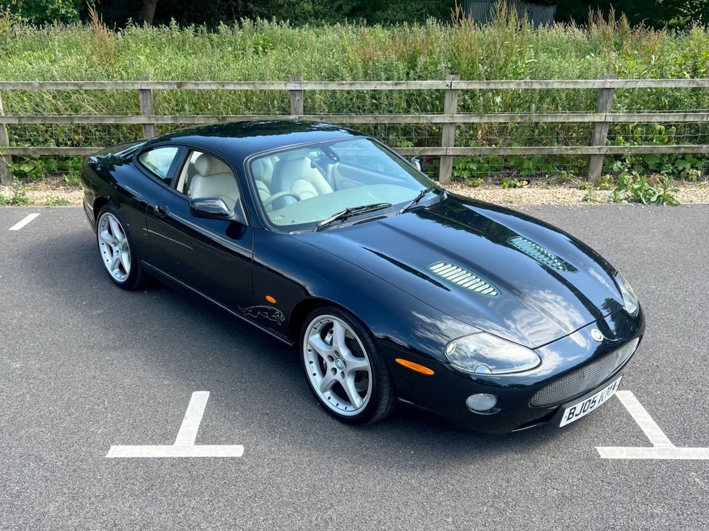USED 2005 05 JAGUAR XKR 4.2 Coupe // 2dr Automatic (304 g/km, 400 bhp) // px swap 