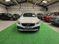 USED 2018 18 VOLVO V40 CROSS COUNTRY 2.0 D3 Pro Euro 6 (s/s) 5dr ULEZ-Sturdy Swedish Hatch