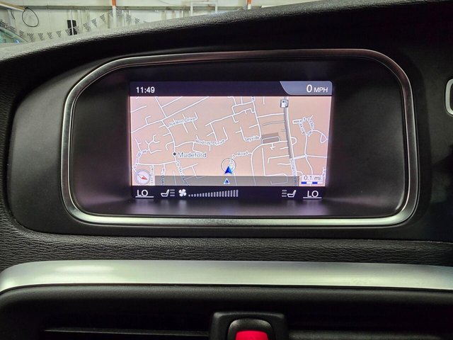 2018 VOLVO V40 CROSS COUNTRY 2.0 D3 Pro Euro 6 (s/s) 5dr - Photo 7