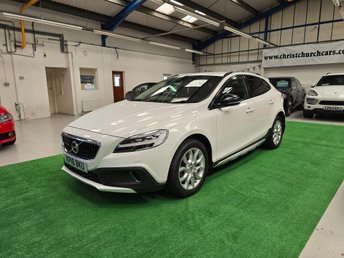 2018 VOLVO V40 CROSS COUNTRY