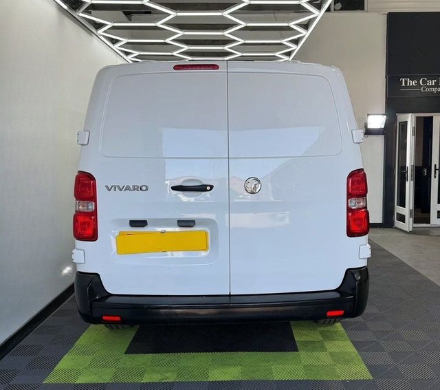 2020 VAUXHALL VIVARO - Photo 5