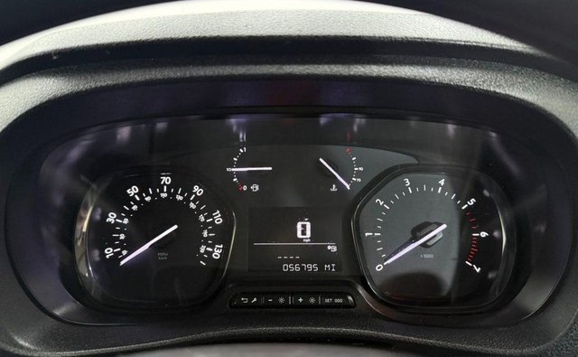 2020 VAUXHALL VIVARO - Photo 10