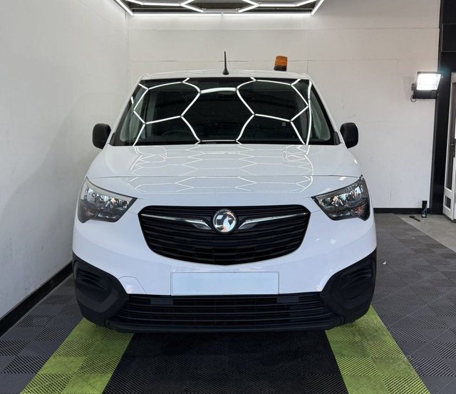 2019 VAUXHALL COMBO - Photo 4