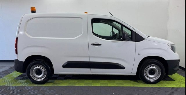 2019 VAUXHALL COMBO - Photo 8