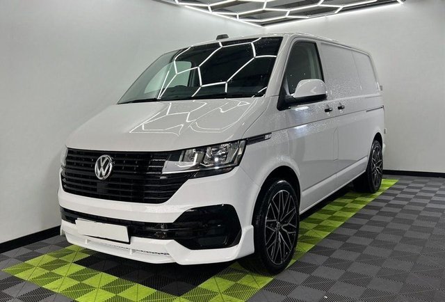 2021 VOLKSWAGEN TRANSPORTER