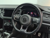 USED 2018 18 Volkswagen T-Roc 1.5 TSI Evo R-Line Suv 5dr Petrol Manual Euro 6 (s/S) (150 Ps) - Sat Nav, Privacy, Sensors