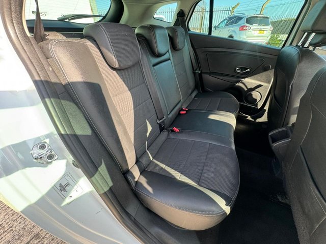 2014 Renault Megane 1.6L Gt Line Tomtom 5dr - Photo 12