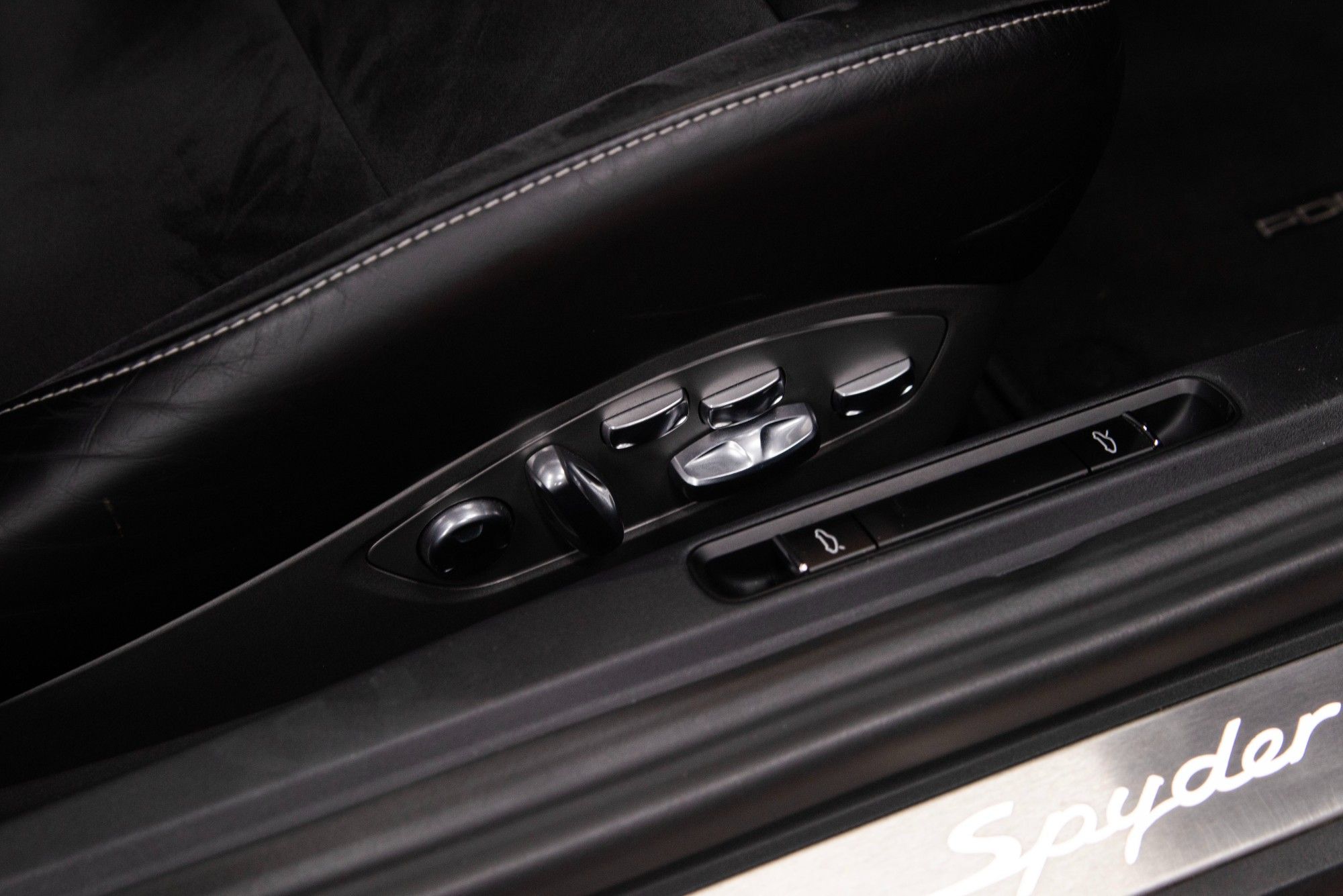 USED 2020 70 PORSCHE 718 Spyder 4.0 Spyder 