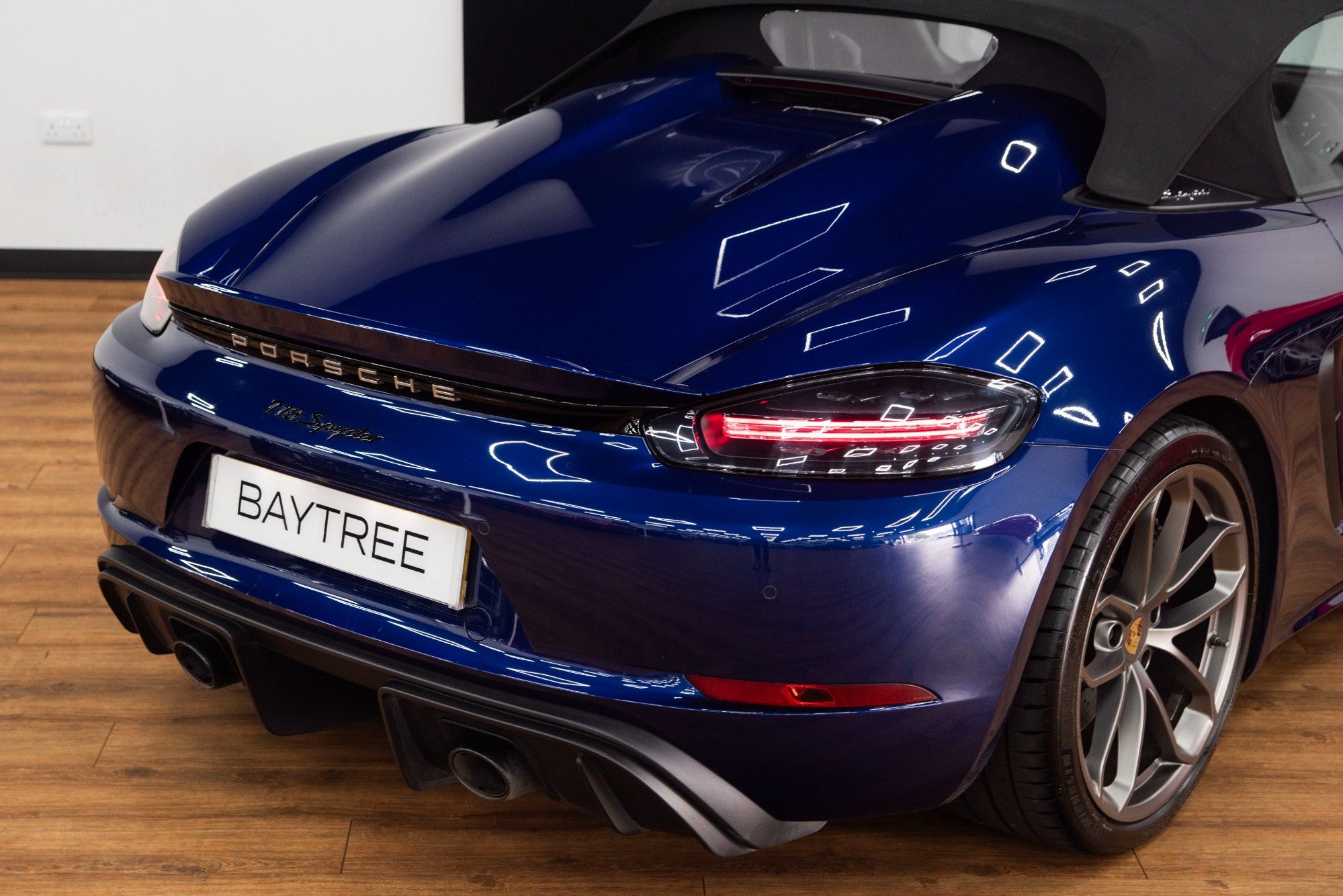 USED 2020 70 PORSCHE 718 Spyder 4.0 Spyder 