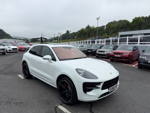 View our Porsche Macan 2.0T SUV Petrol PDK Auto SportDesign Euro 6 (s/s) (245 ps)