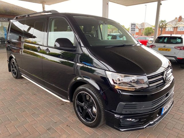 2017 67 VOLKSWAGEN CARAVELLE 2.0 TDI BlueMotion Tech SE MPV 5dr Diesel DSG Euro 6 (s/s) (150 ps) 
