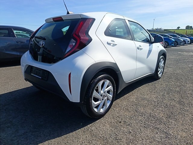2023 TOYOTA AYGO X - Photo 3