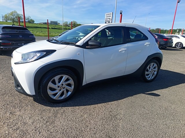 2023 TOYOTA AYGO X - Photo 8