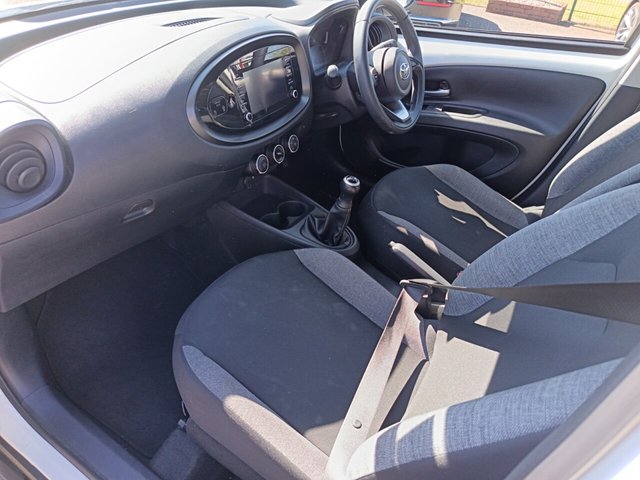 2023 TOYOTA AYGO X - Photo 10