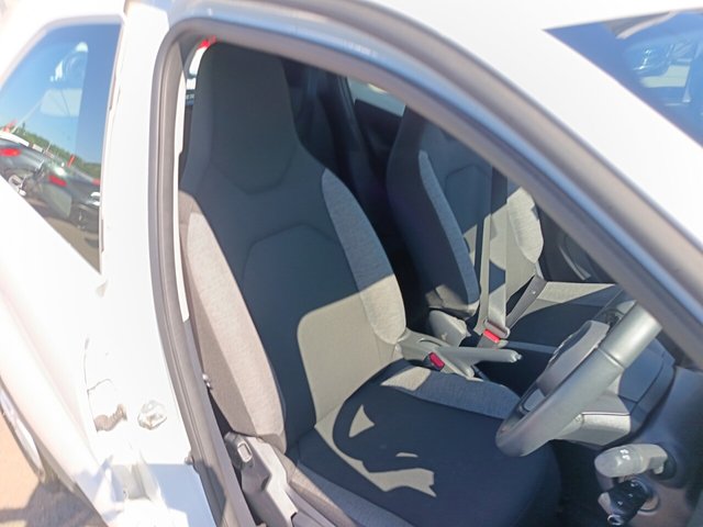 2023 TOYOTA AYGO X - Photo 4