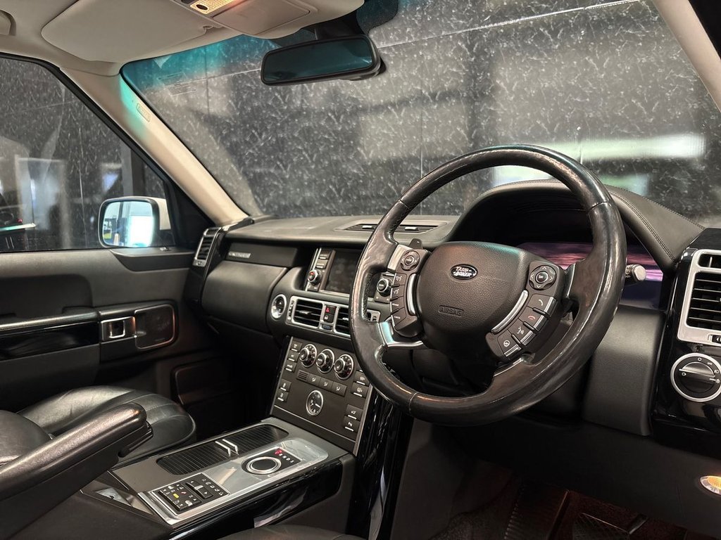 USED 2011 S LAND ROVER RANGE ROVER 4.4 TD V8 Vogue SUV 5dr Diesel Auto 4WD Euro 5 (313 bhp) SIDE STEPS|TOW BAR|HK SOUND