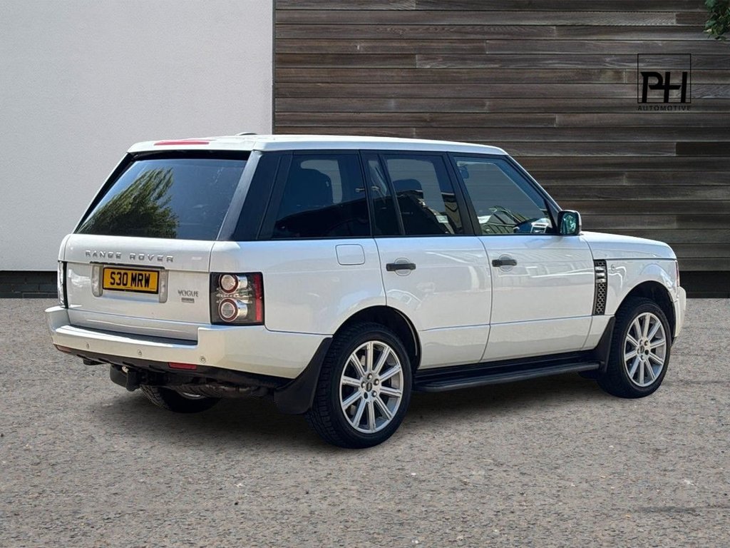 USED 2011 S LAND ROVER RANGE ROVER 4.4 TD V8 Vogue SUV 5dr Diesel Auto 4WD Euro 5 (313 bhp) SIDE STEPS|TOW BAR|HK SOUND