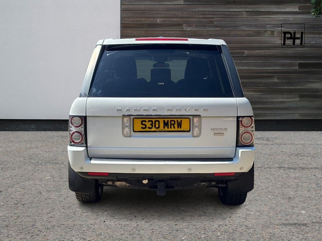 USED 2011 S LAND ROVER RANGE ROVER 4.4 TD V8 Vogue SUV 5dr Diesel Auto 4WD Euro 5 (313 bhp) SIDE STEPS|TOW BAR|HK SOUND