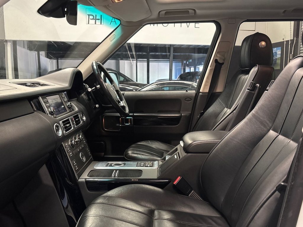 USED 2011 S LAND ROVER RANGE ROVER 4.4 TD V8 Vogue SUV 5dr Diesel Auto 4WD Euro 5 (313 bhp) SIDE STEPS|TOW BAR|HK SOUND