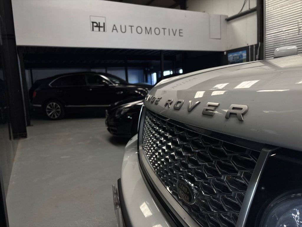 USED 2011 S LAND ROVER RANGE ROVER 4.4 TD V8 Vogue SUV 5dr Diesel Auto 4WD Euro 5 (313 bhp) SIDE STEPS|TOW BAR|HK SOUND