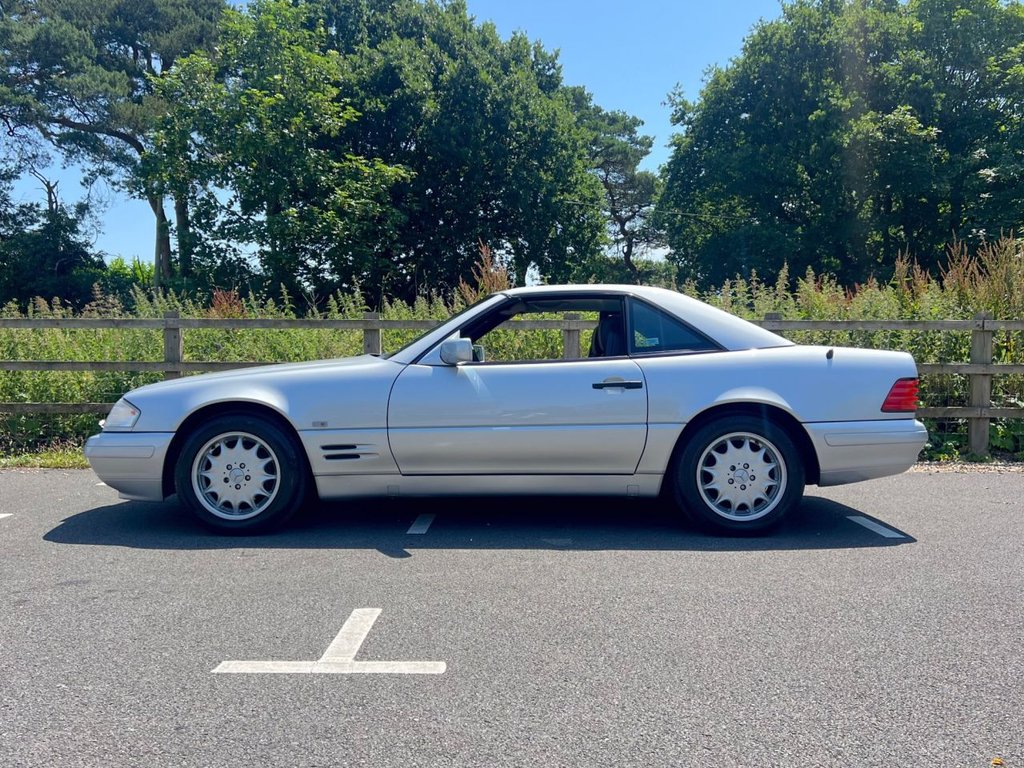 USED 1996 P MERCEDES-BENZ SL 320 Limited Edition // 3.2 (231 bhp) // Convertible // Petrol // Automatic // px swap 