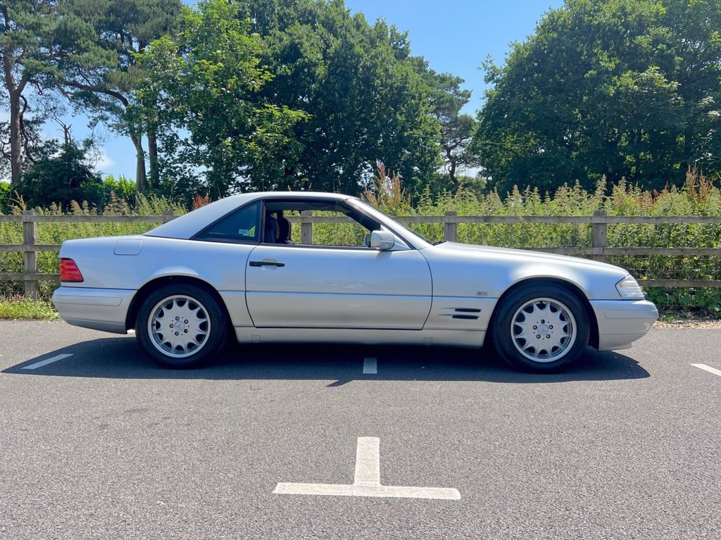 USED 1996 P MERCEDES-BENZ SL 320 Limited Edition // 3.2 (231 bhp) // Convertible // Petrol // Automatic // px swap 