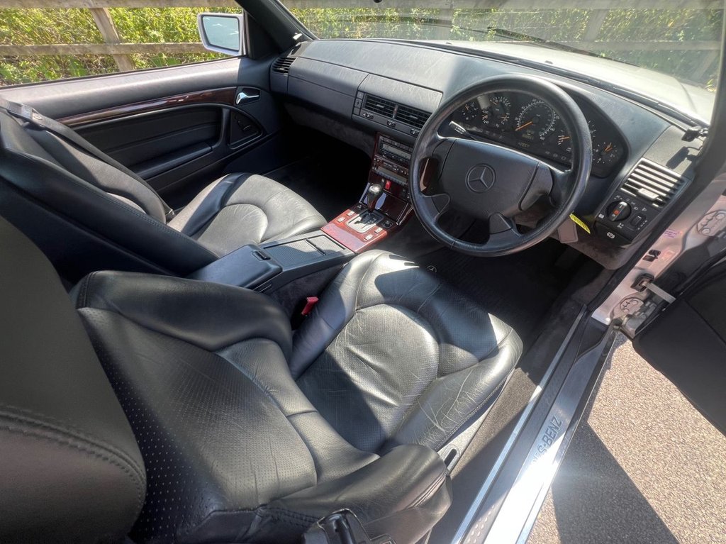 USED 1996 P MERCEDES-BENZ SL 320 Limited Edition // 3.2 (231 bhp) // Convertible // Petrol // Automatic // px swap 