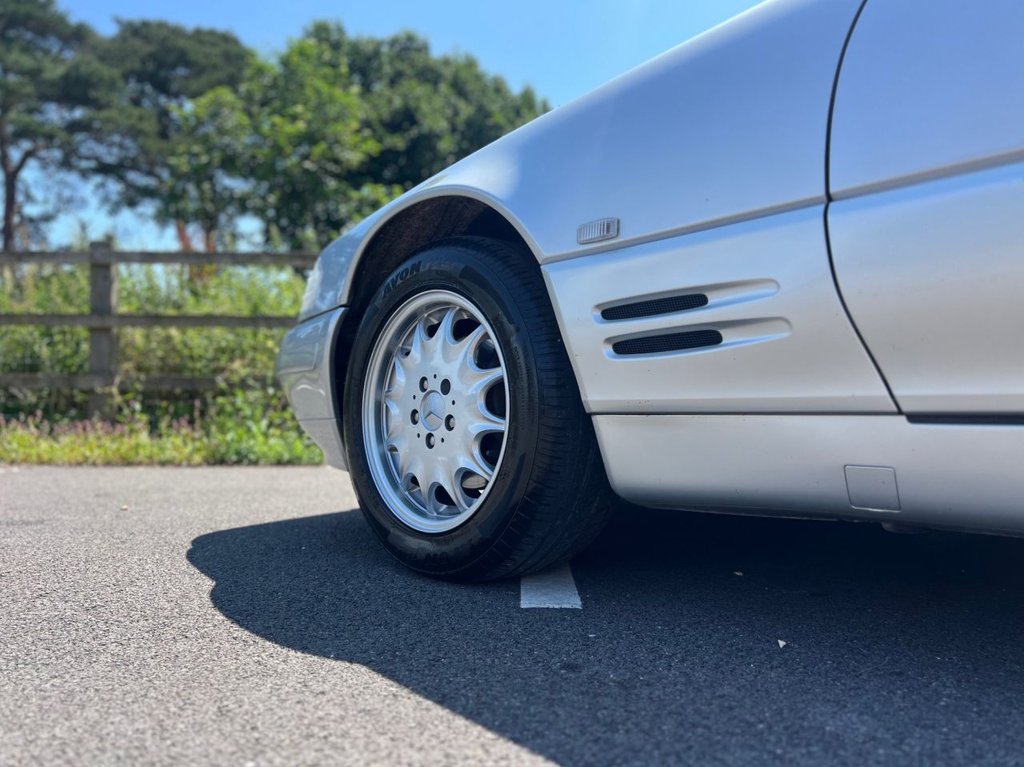 USED 1996 P MERCEDES-BENZ SL 320 Limited Edition // 3.2 (231 bhp) // Convertible // Petrol // Automatic // px swap 