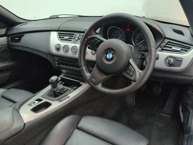 USED 2015 15 BMW Z4 2.0 20i M Sport Convertible 2dr Petrol Manual Sdrive Euro 6 (s/S) (184 Ps) Front Heated Seats+brake Assist