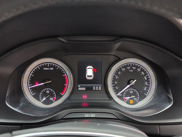 USED 2021 71 Skoda Karoq 1.5 TSI Act SE Drive Suv 5dr Petrol DSg Euro 6 (s/S) (150 Ps) Parking Sensors+front Assist